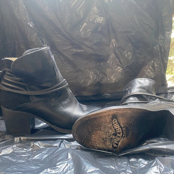 Freebird Black Casey Booties Size 10 - Excellent Condition! - Picture 3 of 5